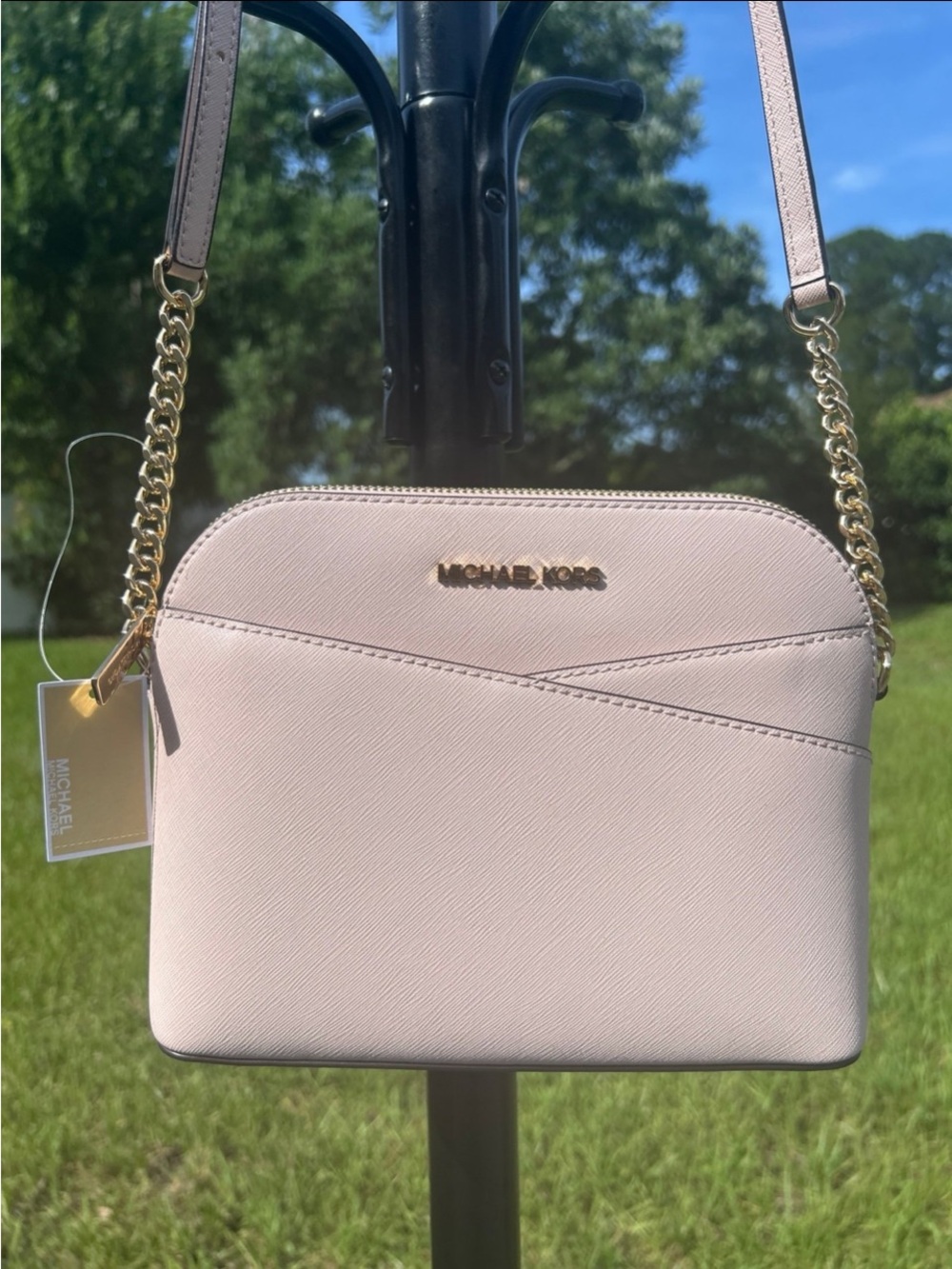NWT Michael Kors blush crossbody bag w/ adjustable strap & pockets